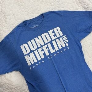 The Office Dunder Mifflin Men’s Tshirt size Small